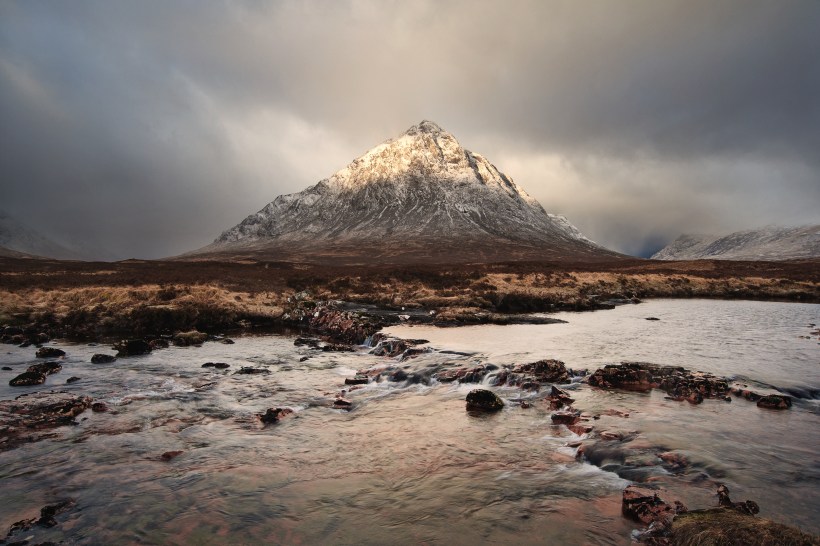 Foto montaña sean-afnan-217427 unsplash